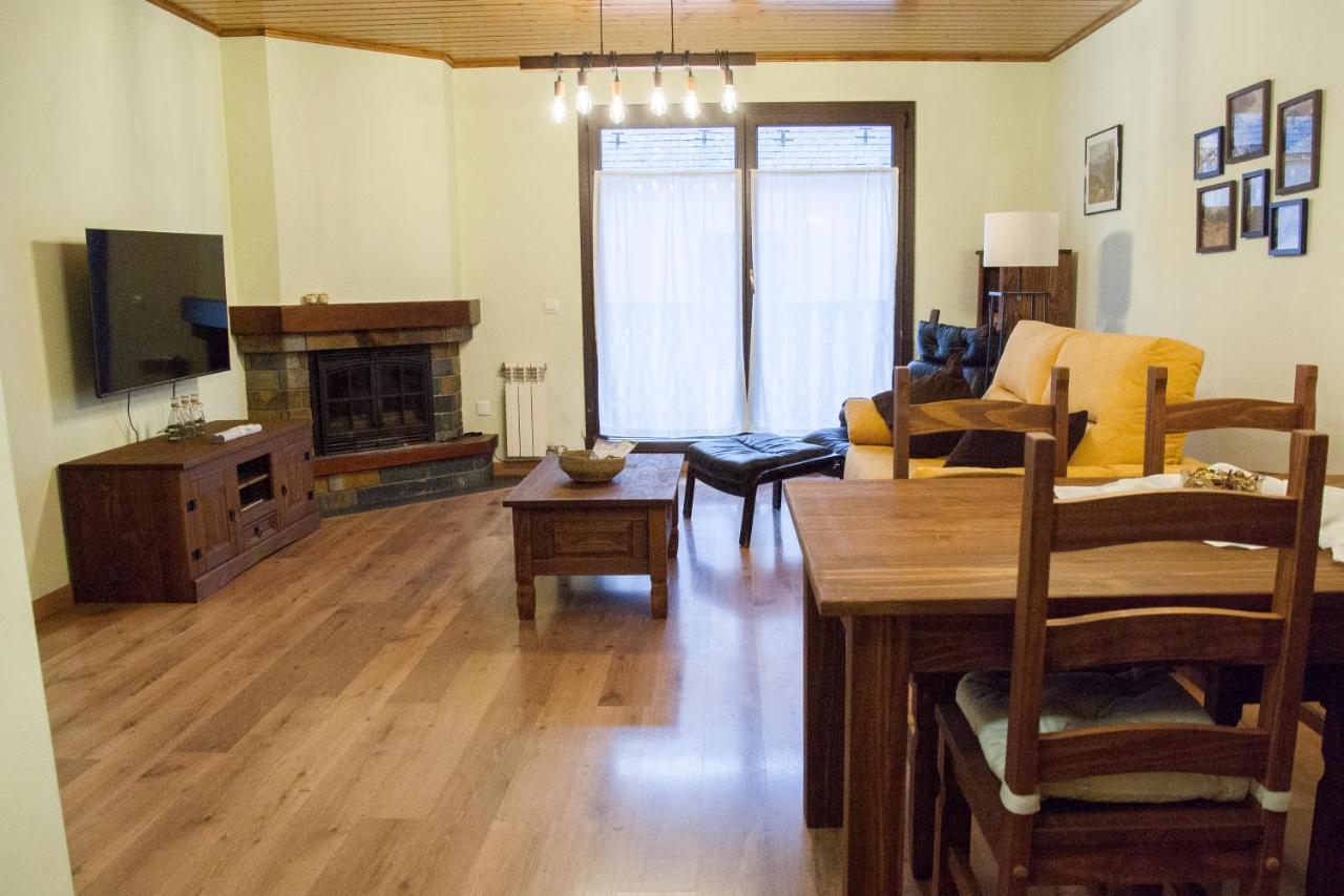 Apartamento Toran Les Luaran gambar