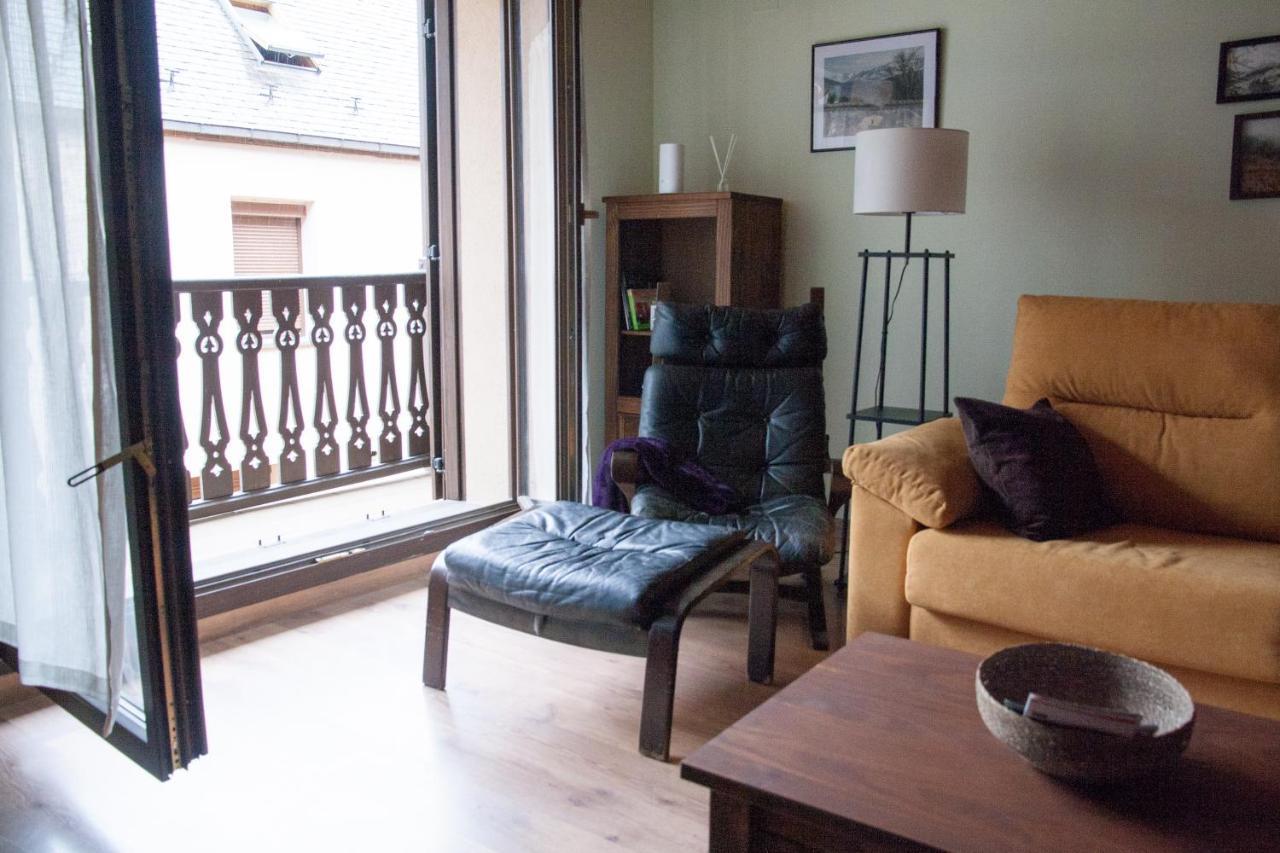 Apartamento Toran Les Luaran gambar